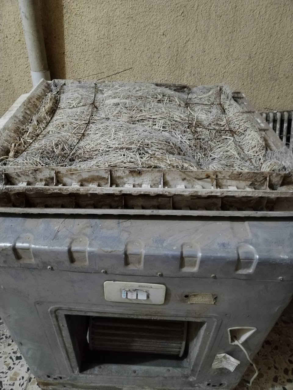 اتصلو على الرقم
باب pvc حطاطه ثقيل   عرض ٩٧ وارتفاع مترين و٧ كامل ونظيف مع الجرجوبه سعر ٨٠
مبردة حجم ٢ ونص بوب بلاستك سعرها ٤٥
طباخ خمس عيون وفرن شغال وعالفحص سعره ١٤٠
ميز طعام مع اربع كراسي سعرهن ٤٥
زوليه بنفسجيه ٢ونص ب٣ سعرها ٤٠
زوليه ثانيه ٣ب٥ سعرها ٧٥
الشراي يتصل على صاحبهن *********** مكانهن فلوجة
