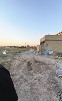 قطعه بشارع ملاين.  180.وجها 10.نزل 18   ركن   شارعين البيع.توصل   0773...