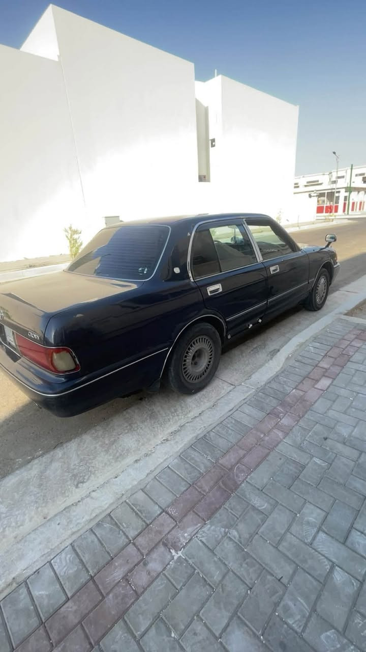 ارنب مديل 1992 بيه تبديل جاملق اليسر شغل اليابان مكينه كير. جديد حداده نص عمر تبريد شغال 45 وبيه مجال لشراي عنوان البصره ابو الخصيب ***********
