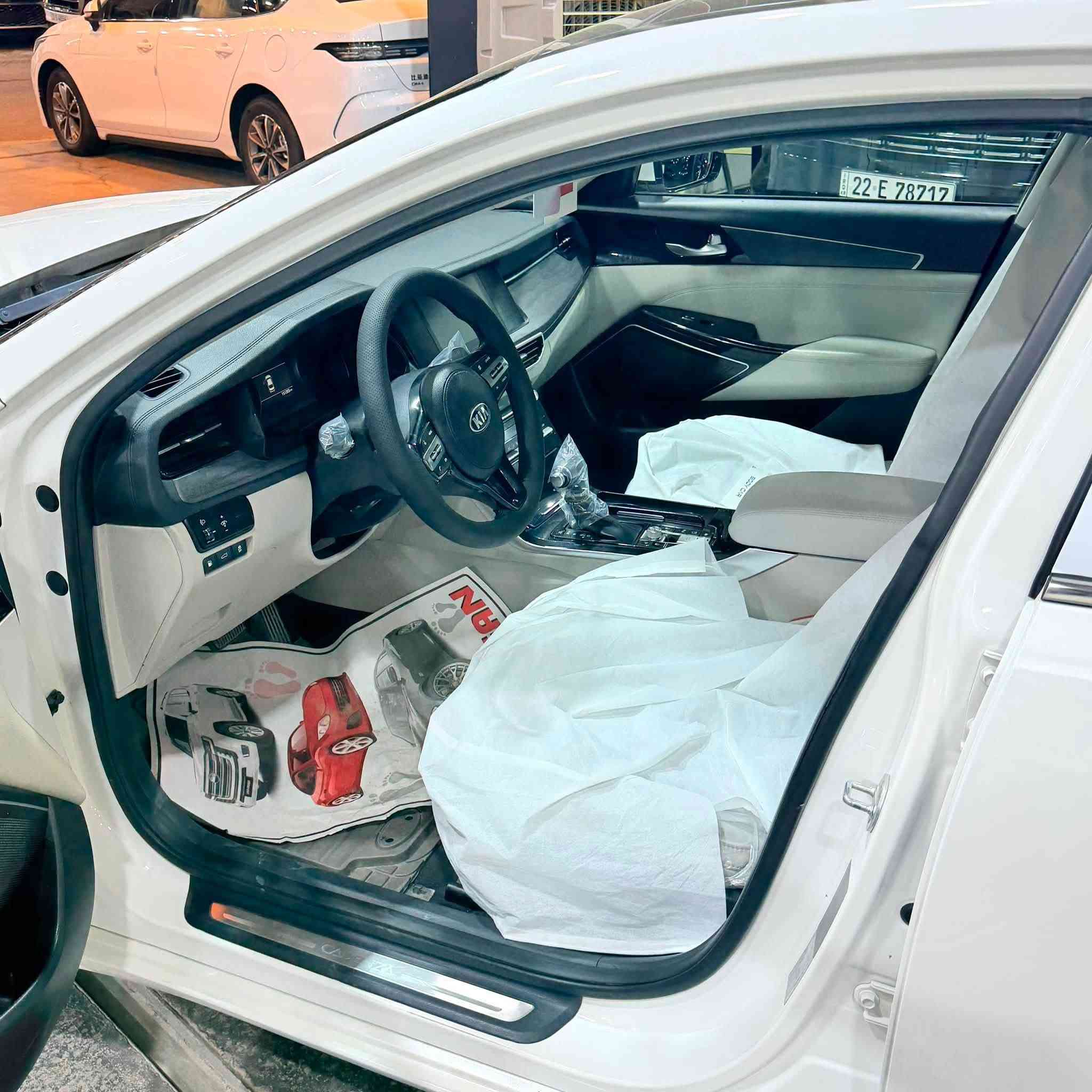 السلام عليكم
كيا كادنزا خليجي استلام شركة الدوليه

موديل ٢٠٢١

فول مواصفات ١/١

بيها بارد بسيط و pdr

كير ومحرك كفالة 

السعر 21500$

مكان السيارة معارض البياع 

اي استفسار 

***********
