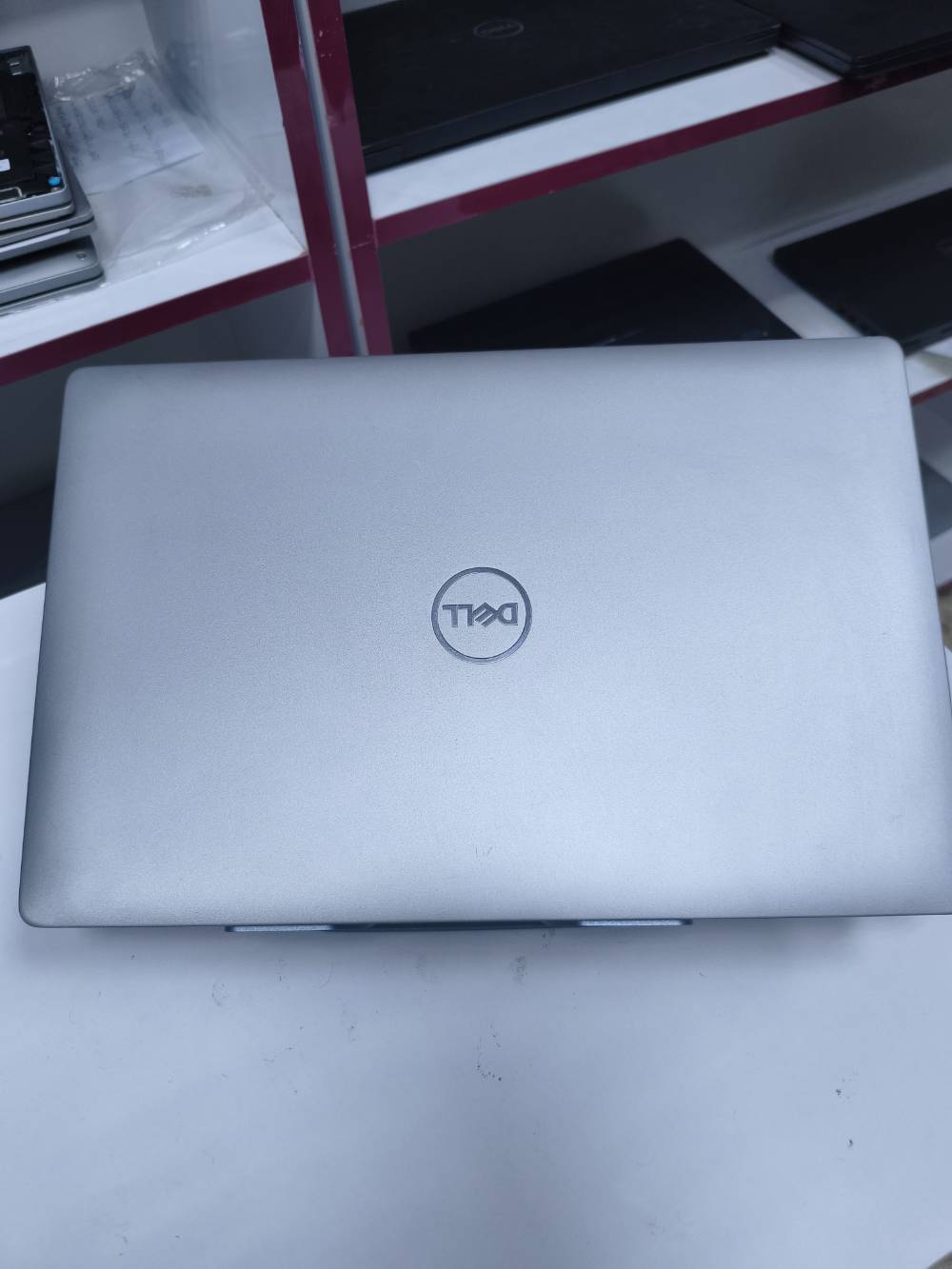 Dell Precision 3551 • i7 الجيل العاشر • Quadro P620
