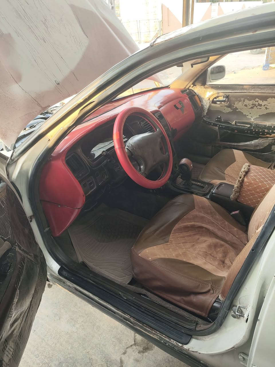 سلام عليكم سياره كرستا مديل 93 رقم بابل
راعيها جاري تحويل ثاني يوم كير ومحرك مكفولات حداديه جديده باتري جديد تخم تاير تبريد ثلج بيع 32 واذا مراوس سياره انضف انطي فرقها حسب القناعه وتحياتي الكم ***********
