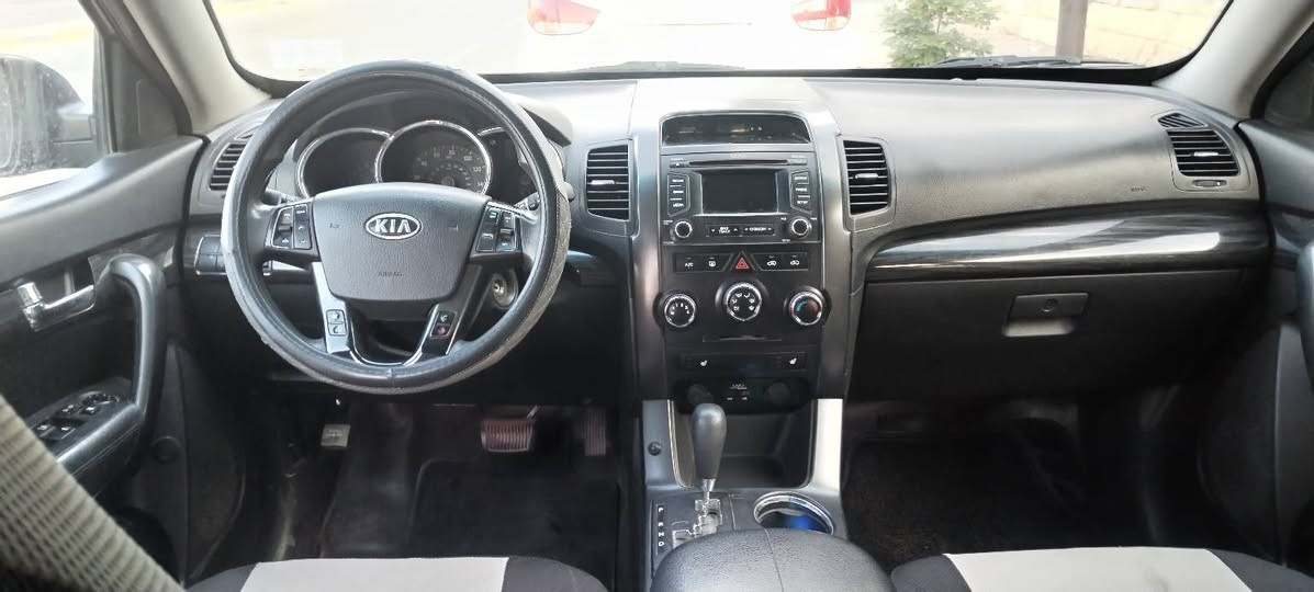 سورنتو ٢٠١٣ • مكينة ٢٤٠٠ • رقم بغداد