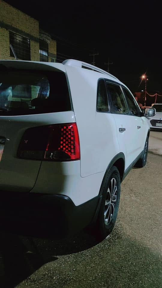 سورنتو ٢٠١٣خليجي ٤سلندر دوش 
سيارة فول مواصفات رقم اربيل لوحات انكليزية سنوية ٢٠٣١
بااسمي مكفولة كفالة عامة السعر ١٤٦ وبيها مجال 
مكان السيارة ذي قار 
***********
