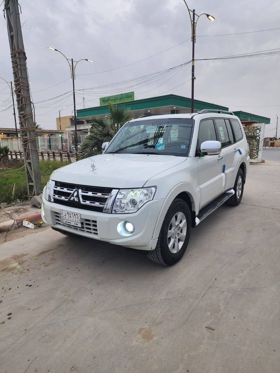 السلام عليكم
باجيرو للبيع
موديل 2014 
كفاله عامه 
فول موصحفتورفات 
المكان حله بابل 
الاستفسار 
***********
***********
السعر 165 وبيه مجال
