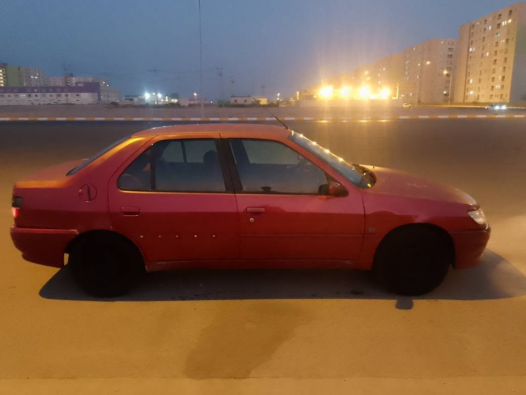السلام عليكم بيجو 306 موديل 2002 رقم بغداد دولي باسمي تحويل ثاني يوم سيارة كير ومكينة وصدر امامي خلفي جديد تبريد ثلج ضربة جاملغ خلفي وبيهة طخة بلجاملغ الامامي ما مصلحة صبغ قطعتين فقط سيارة جاردة سعرها 43 وبيهة مجال رقمي *********** او *********** مكاني بغداد بسماية المدائن, بابل
