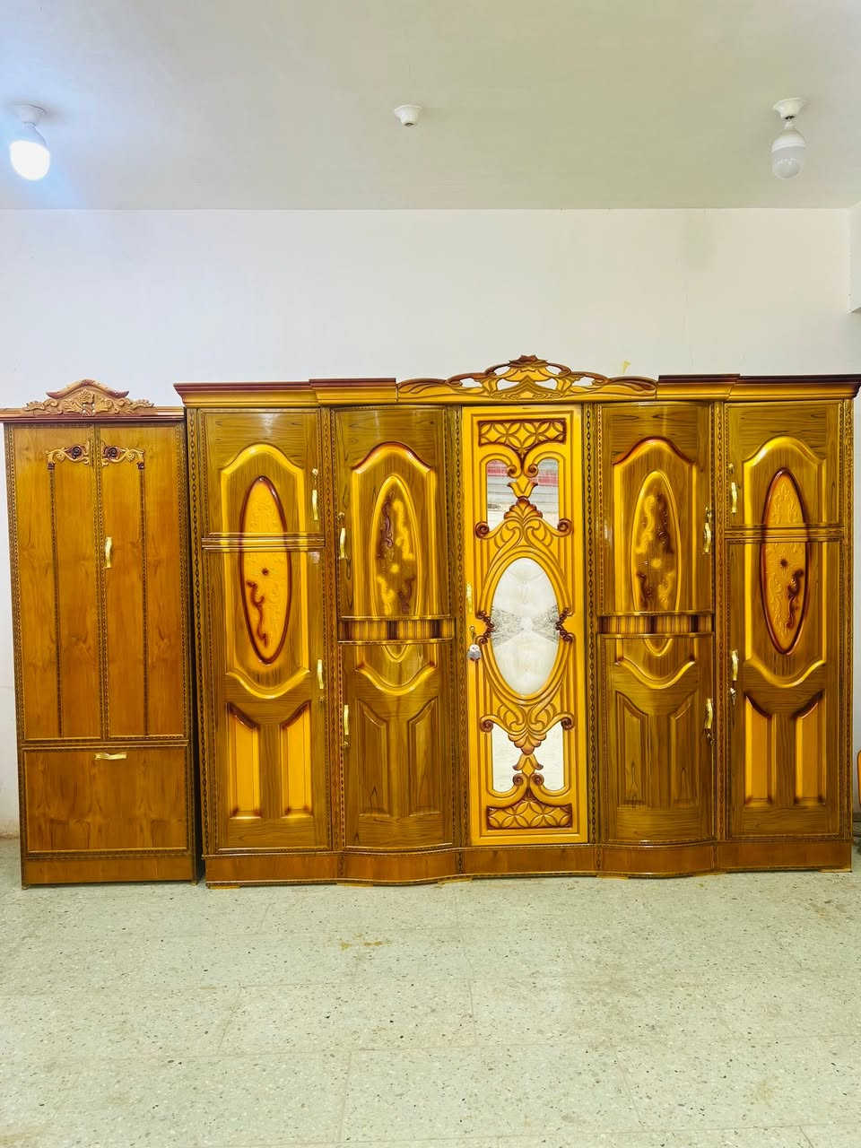 سلام عليكم 
غرفه ام الخمسه ملحق 
مستخدمه شي قليل 
 ((ً سعر650 ))
بغداد مدينه الصدر
 اكو توصيل 🚚 
***********
