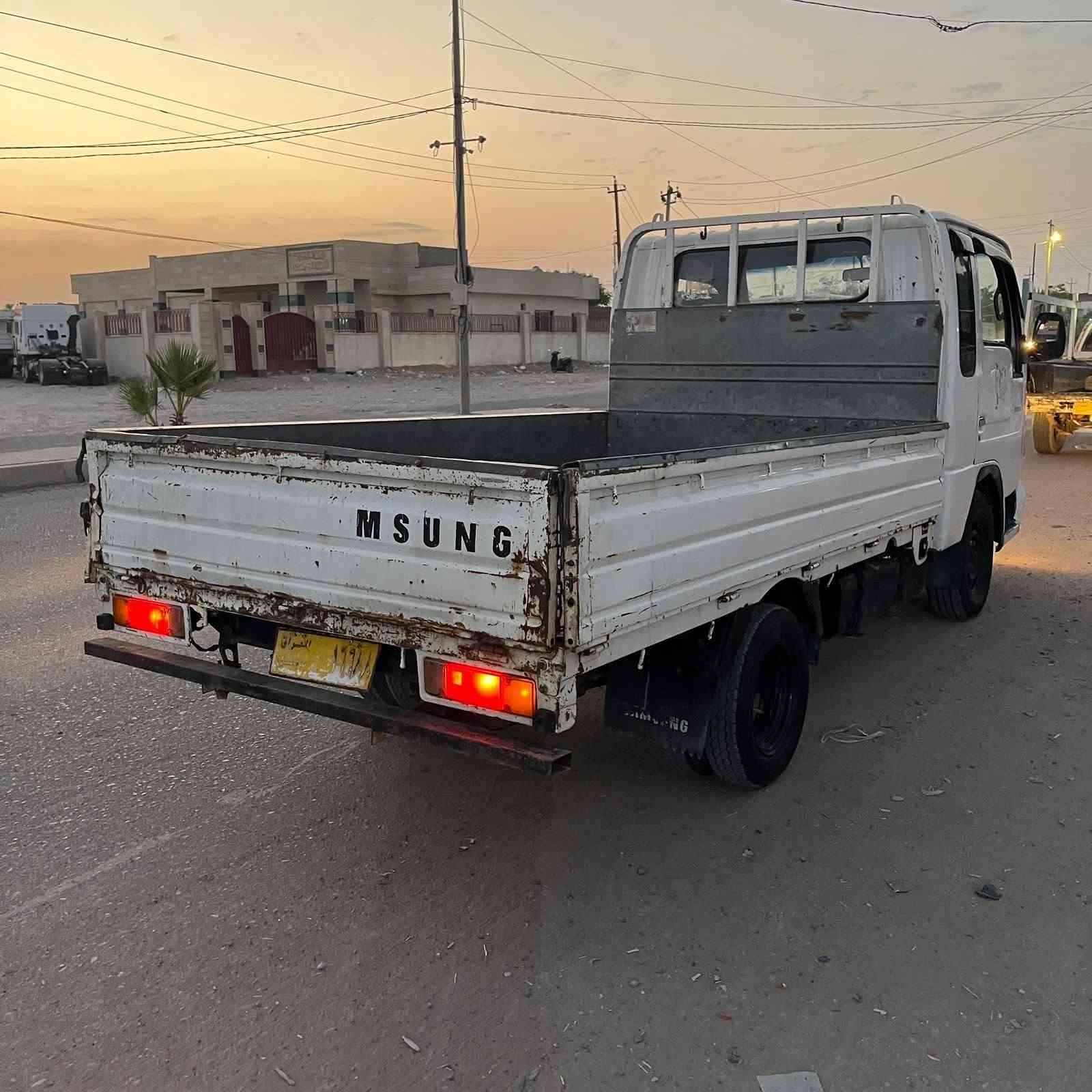بيع مستعجل  سياره سامسونك موديل 2000محرك  كير صدر تيارات كله شرط محرك لاتنقيص ولاتبخي كهربائيات شغله والسياره موجوده اب سامراء💥السعر 28ورقه💫  للستفسارالرقم ***********👍🤲

