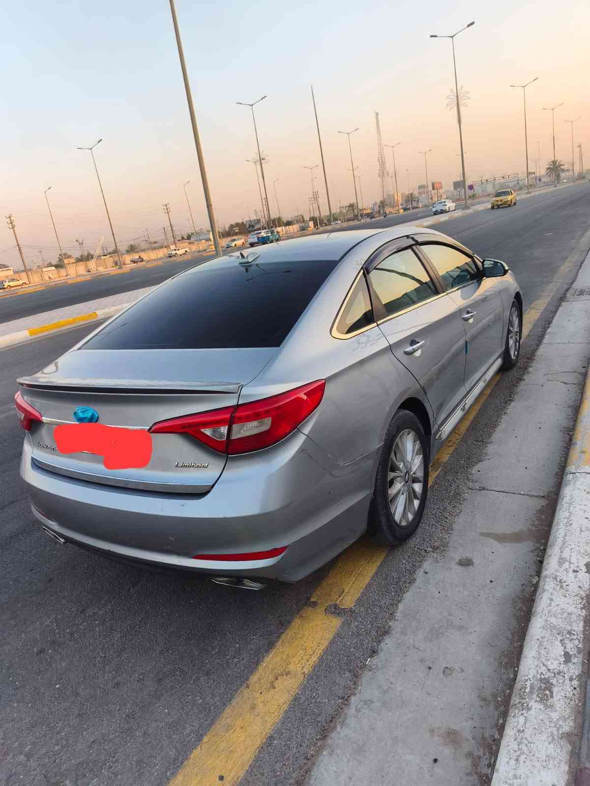سلام عليكم سياره نوع سوناتا موديل 2015وارد امريكي فول مواصفات واحد عل واحد اسبورت جنطه كهراباء قطعيتن تبريد بصمه بصمه ابواب داخل صاج كشنات كهراباء كشنات جلت لادر مري شفط اشاير بل مري عده لفتحه كير مكينه حداديه تبريد تخم تاير خير من الله بيه 3قطع اكلير اثر شخوط الباقي سياره كفاله عامه العنوان كربلاء السعر 103وبيه مجال حك جيه رقم الهاتف ***********
