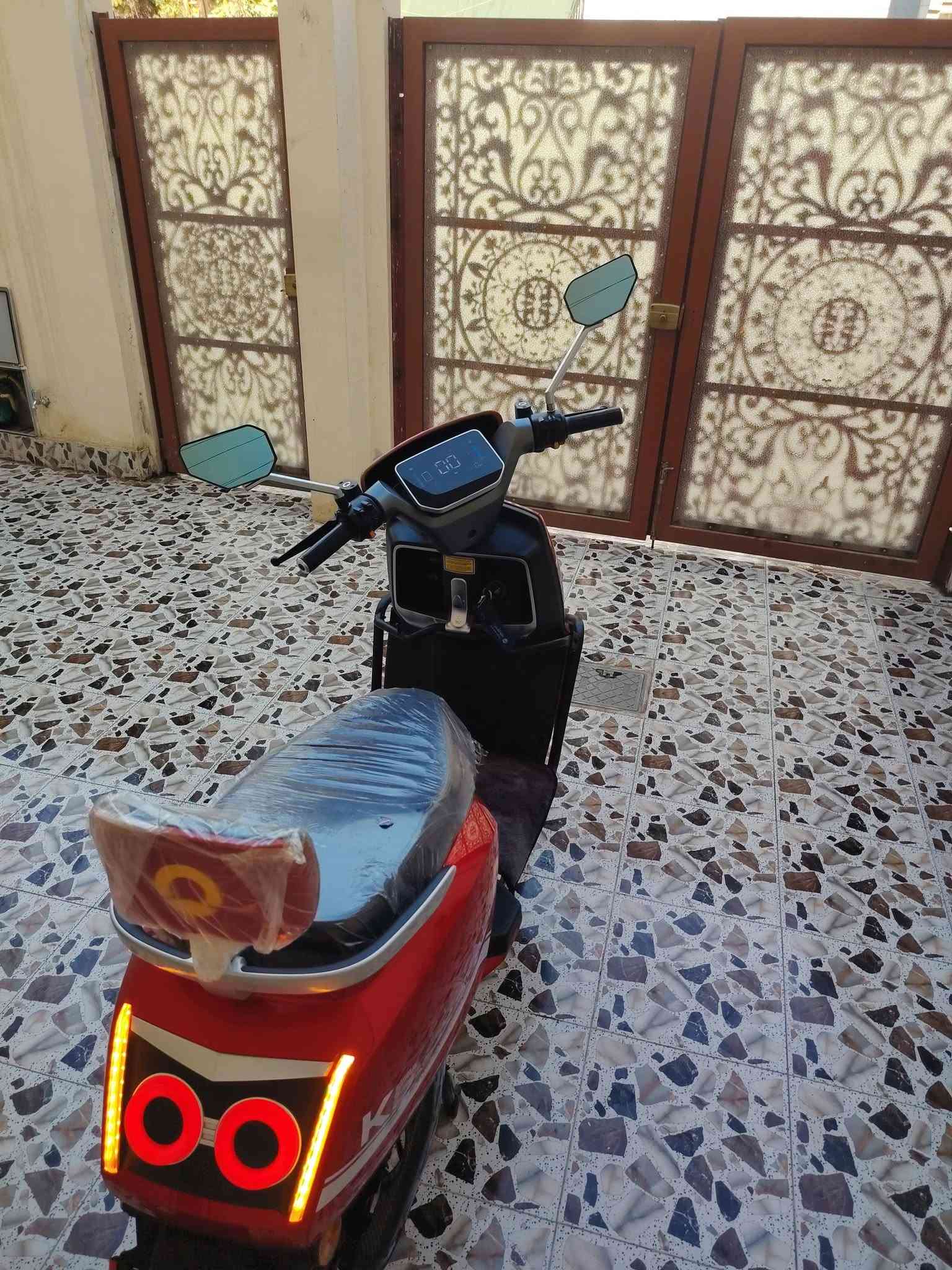 سلام عليكم درجه سوانر مدرعه جديدة لوك ربع ما تصرف عليه درجه بعده ب ضمان وين ما يعجبك جيك سته باتري صندوق كبير درجه مكفولة سعر درجه ٩٥٠وبيه مجال شي بسيط للستفسار *********** مكاني موصل
