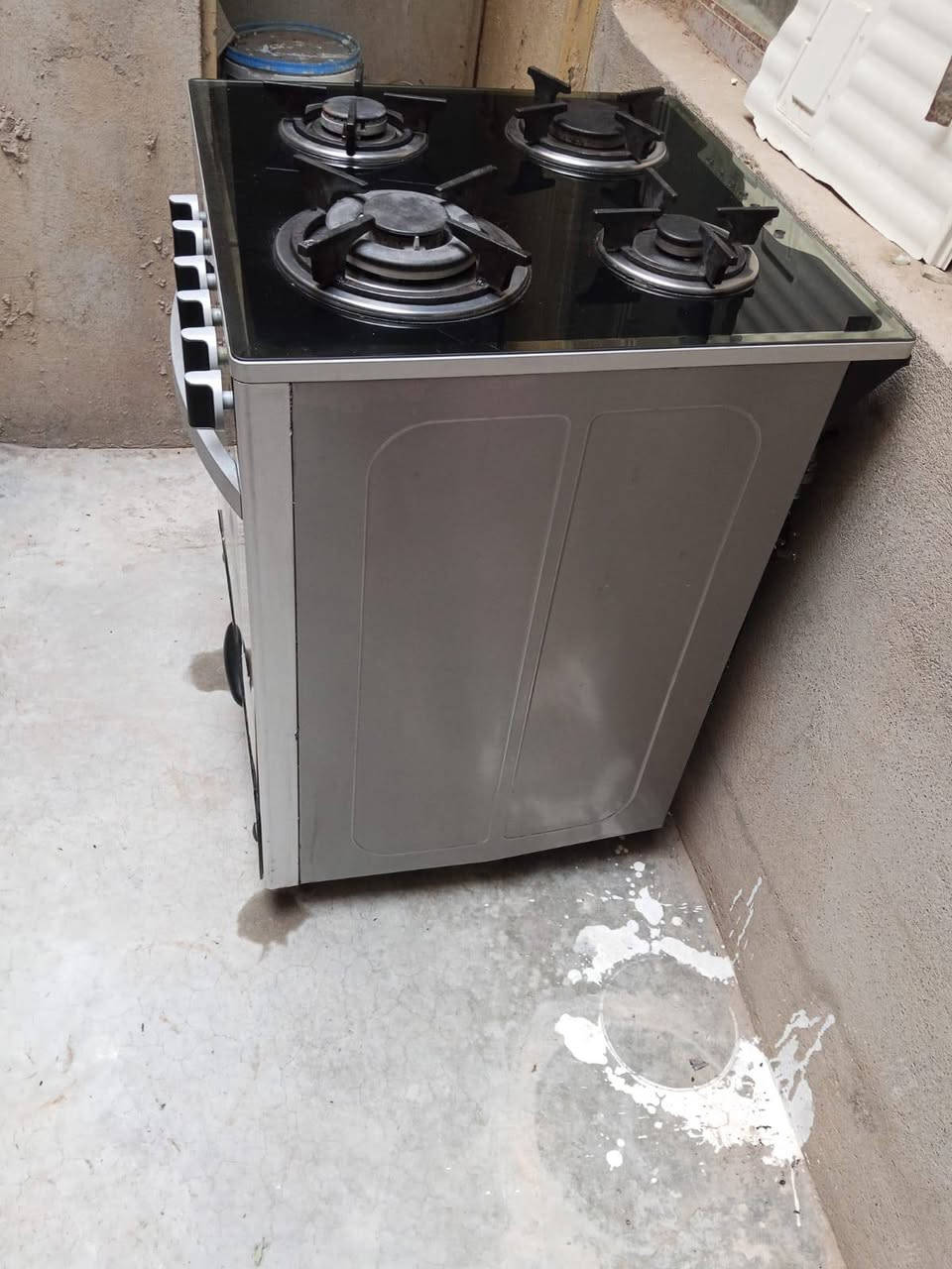 طباخ مستعمل للبيع سعره 160 وبي مجال للتواصل***********
