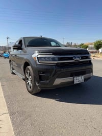 اكسبلورر XLT • ١٠٠٠٠٠ كم • تايرات جديدة