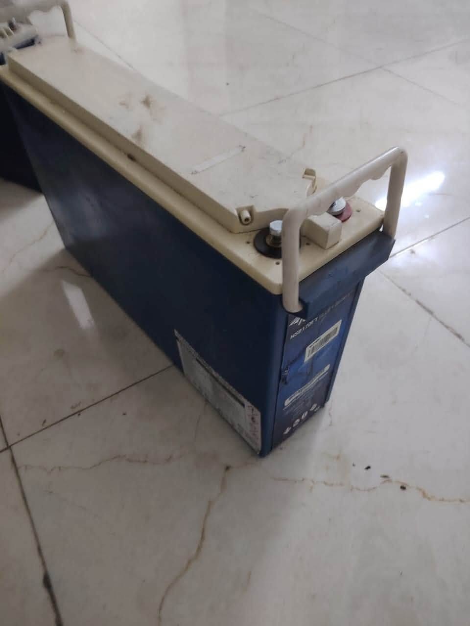 بطاريات طاقع للبيع
واحدة مستخدمه أمريكي ١٧٠ امبير
والثانيه بالكارتون تايوان١٥٠ امبير
*********** وات ساب 
سعر الوحده 250 الف وبيهه مجال
