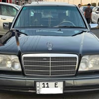 للبيع مارسدس دب 300 موديل 1994 كفاله ضربه وشواصي ولغود محرك 300 عنكبوت...
