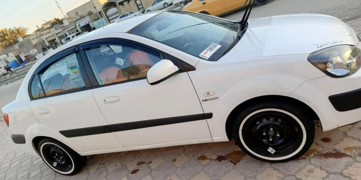 نضافه فول
كيه ريو 

كصه جنطه

متومه طبق اصل 

تبريد كير مكينه دواخل كله بالجيس

محرك 1600 

مكاني ناصريه

موديل 2008

سعر 39 وبيها مجال قليل

تصال ***********
