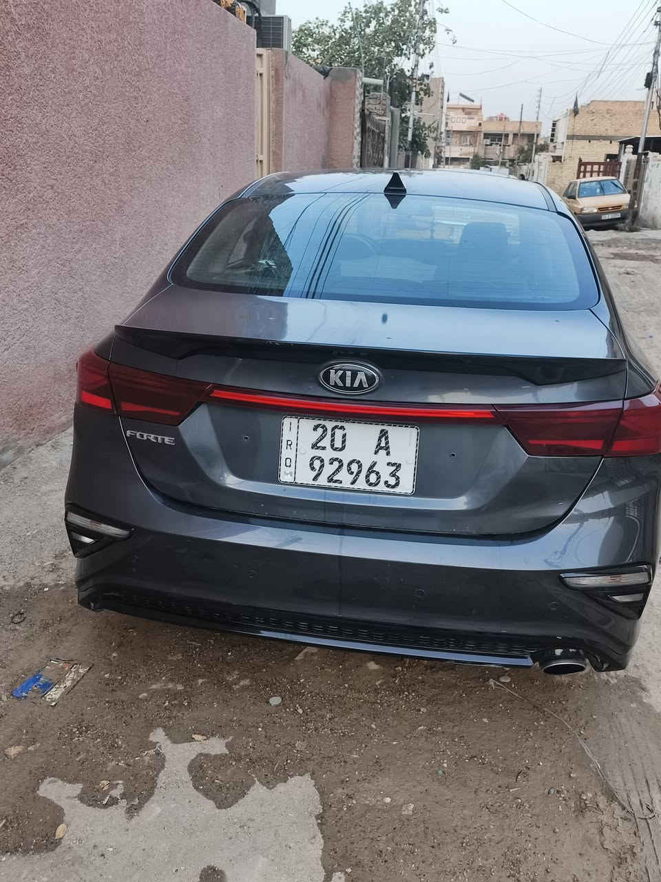***********
سلام عليكم 
 اخوان

 فورتي لبيع موديل٢٠١٩  سياره جاهزه من كل نواحي سياره سويتله ادامه كامله نوزلات  بلكات مجاول ادامه  لمكينه كامله  سياره جاهزه وخير    من الله

 محرك وكير ممفتوح  مكفول 
 كير AT
 تبريد ثلج  

 صدر خير من الله  
 بيه ست قطع صفحه بدون ضربه بدون كلشي فقط بنيد تبديل 
 بامريكا وصبغ بامريكا
 سياره 
ب110وبيه مجال
