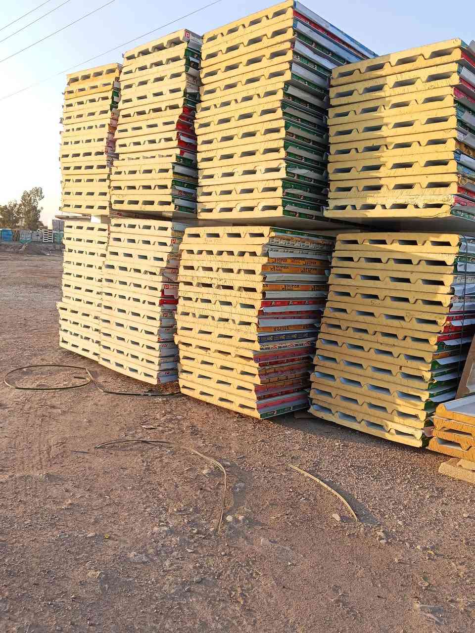 سندويج بنل قياس 6+5+4متر فقط
سعر المتر ب11.000 الف وبي مجال للكميات فقط
العنوان ديالئ ناحية كنعان قرب الاطفاء 
للاتصال📞***********📲***********
