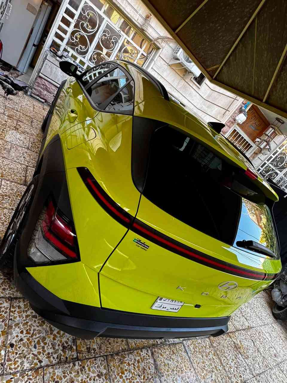 السلام عليكم ورحمة الله

للبيع هيونداي كونا 2024 وارد امريكي
فئة SEL HTRAC (دفع رباعي AWD)، سيارة نظيفة جداً
✅ محرك 2.0 دوش
✅ جير أوتوماتيك IVT
✅ دفع رباعي HTRAC
✅ شاشة عدادات 12.3 إنش
✅ شاشة ترفيه 12.3 إنش
✅ Apple CarPlay و Android Auto
✅ تشغيل بصمة + دخول ذكي + تشغيل عن بعد
✅ كاميرا خلفية
✅ مثبت سرعة
✅ المحافظة على المسار
✅ نظام الكبح التلقائي
✅ مراقبة النقطة العمياء
رادار امامي وخلفي
قطعتين تبريد  والتبريد الامامي منفصل
كشن السايق كهرباء
ماشية 69000 كيلو متر قابل للزيادة 
السياره الايرباكات كلها سليمه وليبل واحد 

حادثها فقط شبر بارد بالجاملغ الايمن
بدون رقم وباسمي تحويل مباشر
السعر 165$ 
***********
