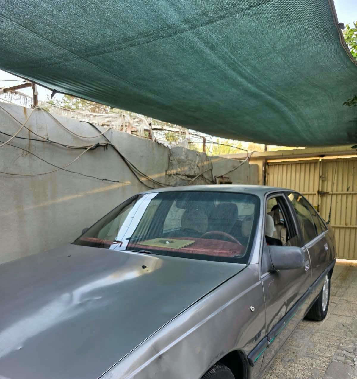 🚗 للبيع أوبل 
🔹 اللون: رصاصي
🔹 كير أوتوماتيك
🔹 رقم أنكليزي حديث 
🔹 داخلية مرتبة وفرش أحمر ارضيات مدوشم كامل
🔹 جناح خلفي رياضي 
🔹 مناسبة للاستخدام اليومي و الطرق الخارجية
🔹 لايت زنون ابيض عالي _ناصي 
🔹  كامرة خلفية 4K
🔹 اضاءة LED داخلية 
🔹 بيها أوڤر رياضي كبس سرعة عالية 

الكهربائيات كلها شغالة والسيارة نظيفة ومرتبه غرفتها نظيفة ما يحتاجلها مصروف ابد مرتبة على آخر حباية شغل وامشي وين ماتروح بيها روح....

📍 الموقع: الموصل
💰 السعر: _33 _ورقة ،قابل للتفاوض 
للتواصل: 📞 ***********
