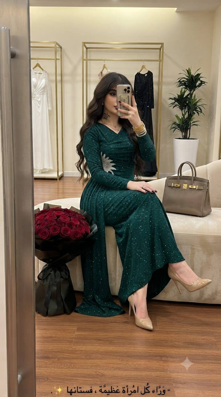 فساتين • نسائية