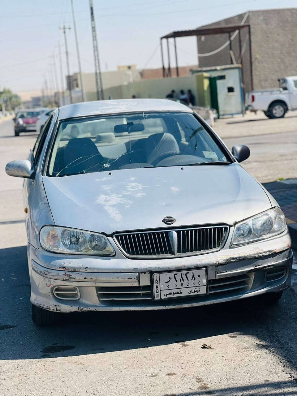 السلام عليكم
نيسان صني موديل 2000 شرط الوكالة والتحويل كاربون بانزين بيها ٤ تواير جدد طخم جديد امامي وخلفي كير ومكينة شرط تبريد شغال كامل بس ما كاعد يحول الهوا مالو عل وجه  داخل صاج السيارة بيها ضرر مال تحرير مكانات اني ابيع عام شرط لا دعم ولا گص ولا كلب السيارة جاهزة كلشي ما يعوزها بس يعوزها صبغ السعر ٤٨ وبيها مجال الشراي يتصل عل الرقم *********** 
مكان السيارة حمام العليل

