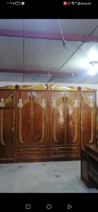 غرفة • للبيع • المفرك