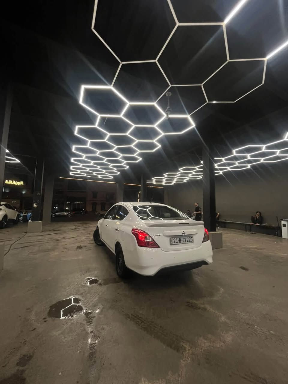 نيسان سني 2022 هندي ام العلامه الزركه .
السياره مكفوله من الصبغ بيها ملاحضات بسيطه ناشر صورهن .
السعر 98 وبيها مجال بسيط .
*********** 
 مكان السياره بغداد الدورة .
رقم السياره سليمانيه الجديد .
