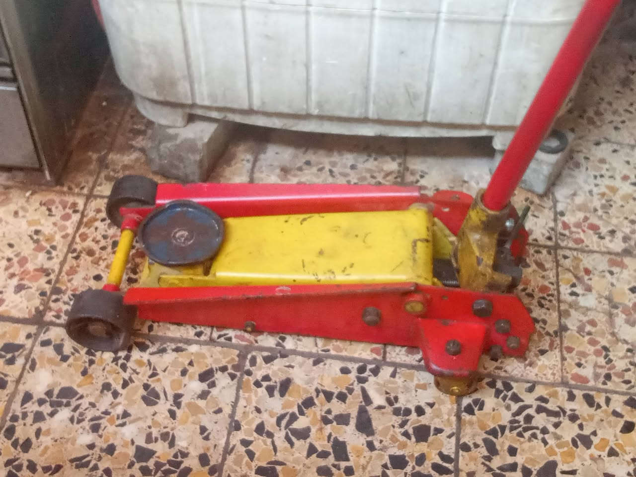 جك عربانه • ٣ طن • شغال
