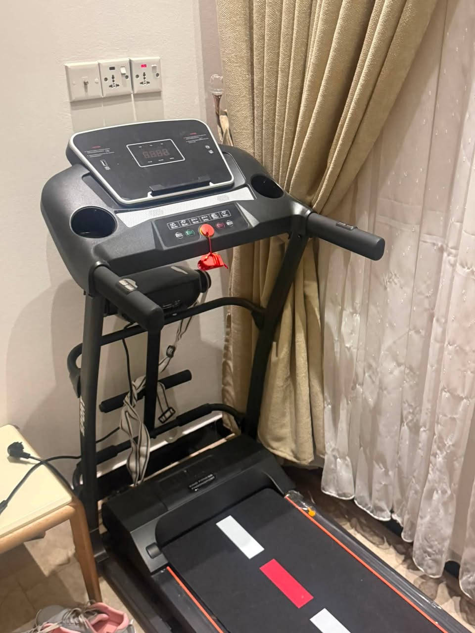 جهاز جري جديد استعمال جداً جداً قليل سعر الشراء 425 مع التوصيل البيع 300 الف العنوان بغداد السيديه ***********

