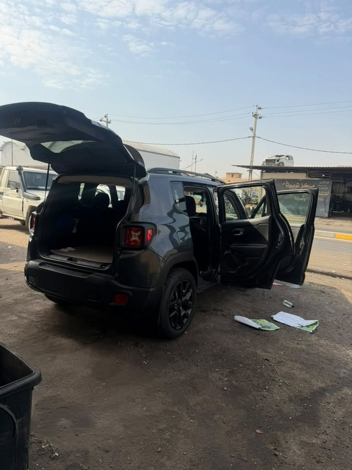 جيب  رنكيد.  2023 فول مواصفات
رادار 4 

نقطة عمياء

فورويل

حادث مدكر اليمن 

صبغ 3 قطع

تبرد ثلج 

تخم تاير

محرك 1300 اقتصادي 

تحكم اسيرن جهتين

هند ابرك كهرباي

جام اوتو 

شاشة كبيرة كار بلي

انسب سيارةبل سوك 

رقم بغداد تحويل مباشر

120$

***********
