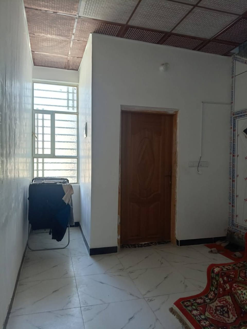 بيت للبيع • ١٠٠م • طابق ونص