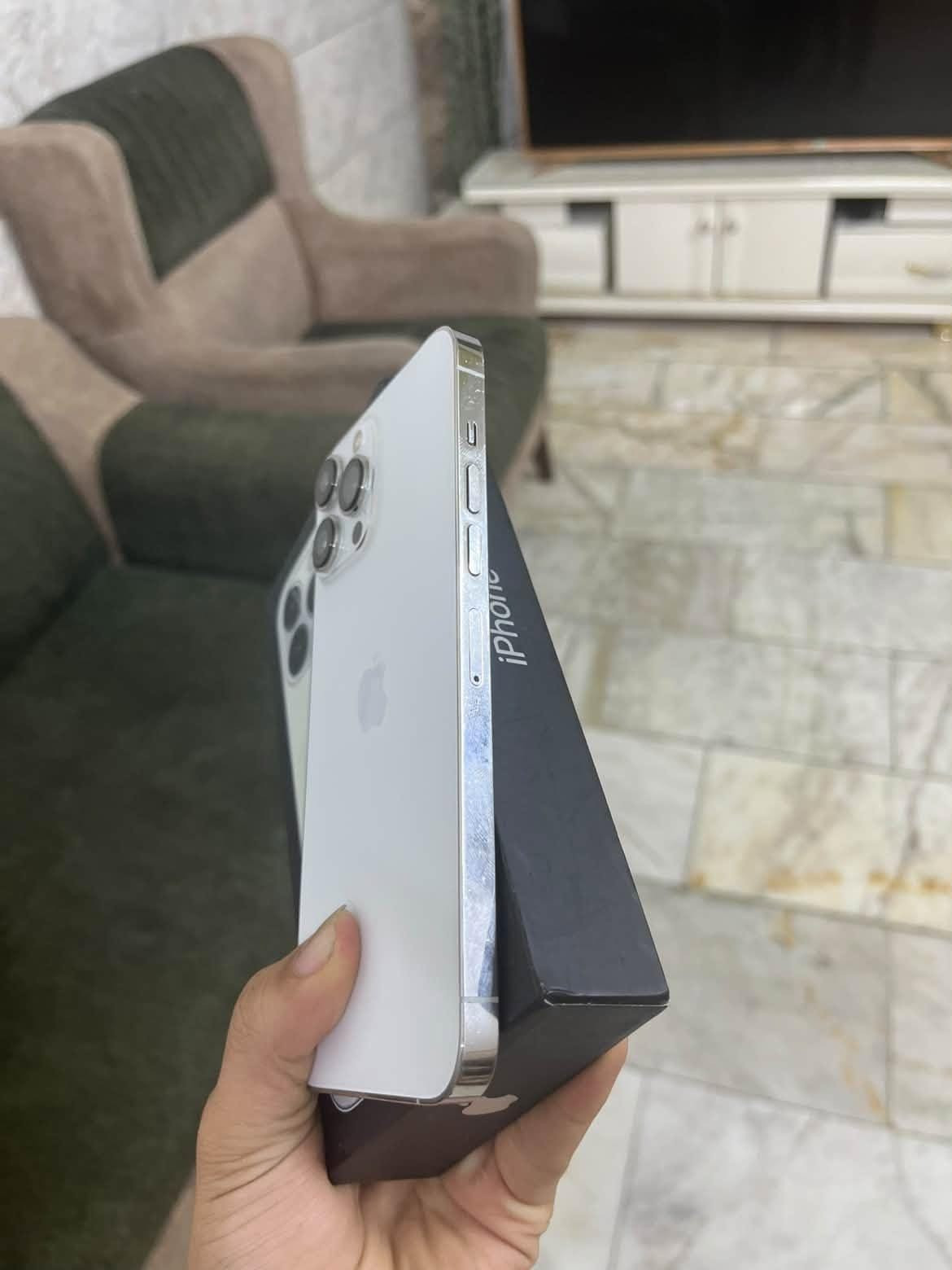 ايفون 13 برو ماكس • ٢٥٦ • بطارية ٧٥%