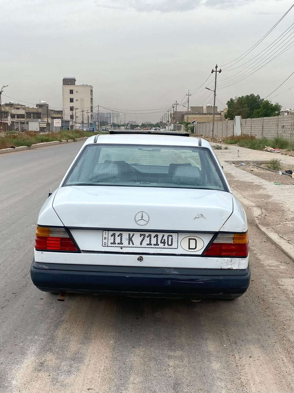 مارسدس • ١٩٨٨ • مكفول موتور