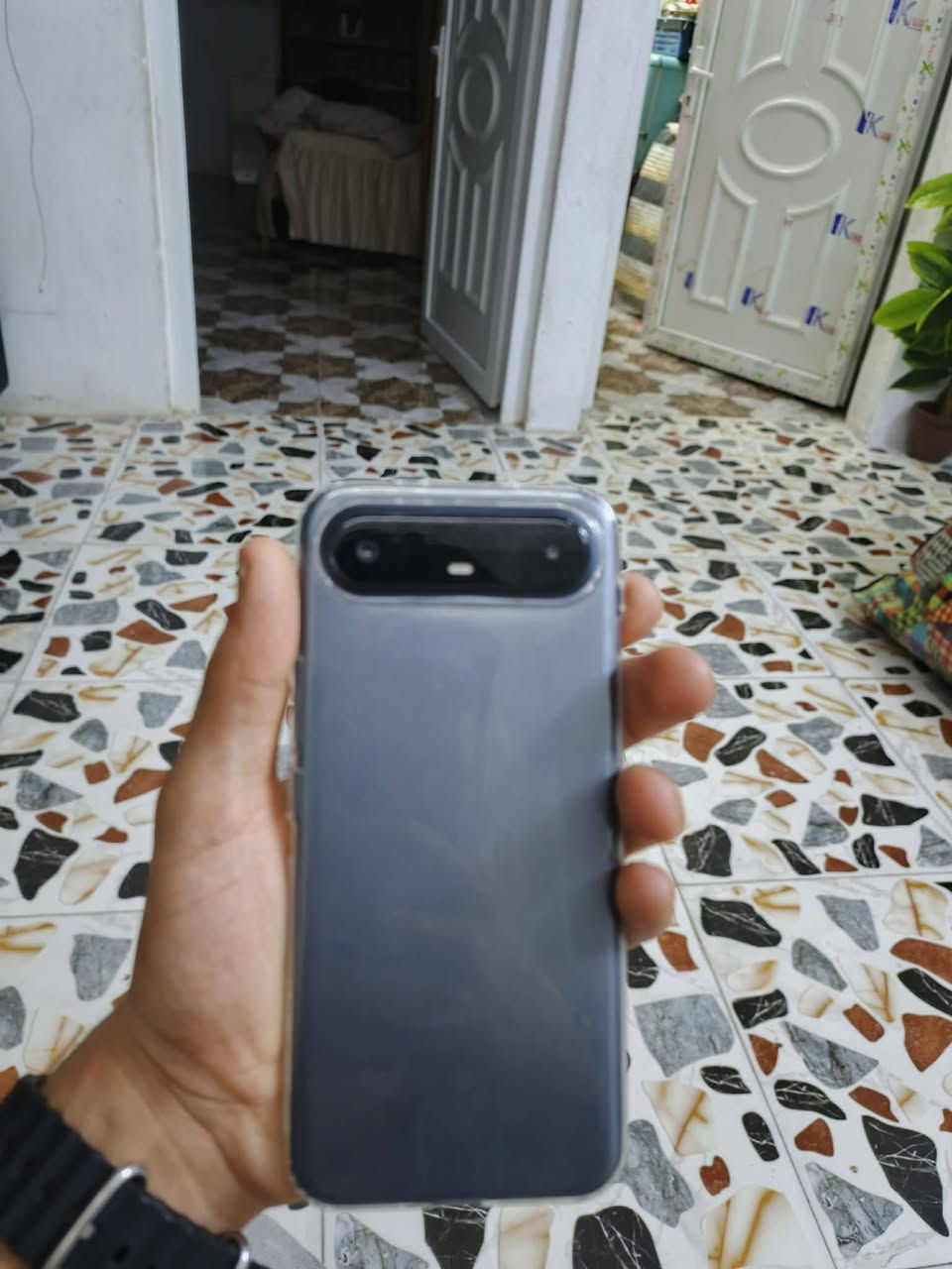سلام عليكم ورحمه الله وبركاته تكنو بوفو slim5G جهاز شرط لا مفتوح ولا واصل مصلح نضافه فول جلخ مابي وضع شريكه ذاكره ٢٥٦ رام ٨ +٥ جهاز شرط بدون ملحقات سعر ٢٨٠ وبي حك جيتك بس رقم *********** وخاص موجود
