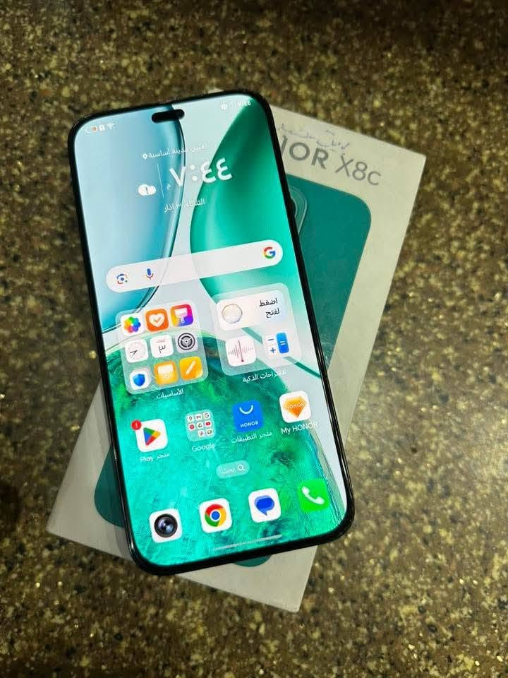 السلام عليكم هونر X8C للبيع
ذاكرة 256 
بطارية 🔋 5000
جهاز بلادي نضافته 95%
اتصال تكنيك صوت كامرات كله يخبل
سلاسة بالألعاب تخبل 
بصمه إصبع بالشاشه وبصمه وجه 
المكان : ( بغداد / مدينة الصدر )
السعر : 240 
متواجد واتساب فقط ***********

نص مكتوب في الصور:
- حول الهاتف MagicOS المعالج المركزي Qualcomm Snapdragon 685 اسم الجهاز HONOR X8c ذاكرة الوصول العشوائي ٨,٠ غ.ب ٨,٠ غ.ب + HONOR RAM Turbo دقة الشاشة ١٠٨٠ x ٢٤١٢ البطارية 5000 mAh وحدة التخزين الداخلية المساحة الفارغة ٢١٦,٤١ غ.ب الإجمالي ٢٥٦ غ.ب الموديل ABR-LX2