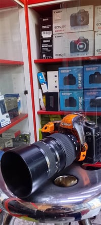 كانون 5D Mark2 • عدسة 70-300 • كارت CF ١٦ گيگا