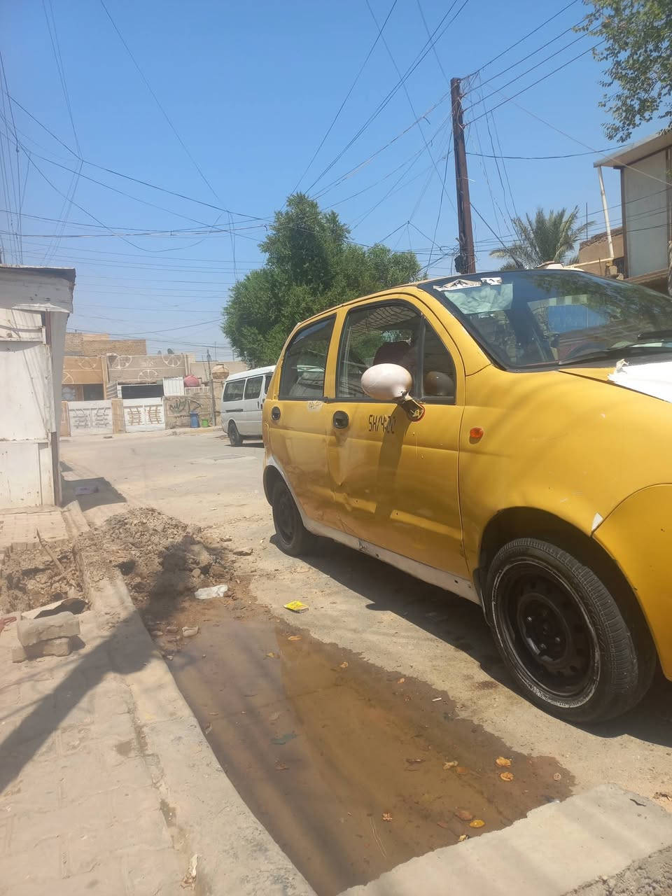 سلام عليكم كيو نظيفه كلش كير مكينه بجيس تخم تاير رقم بغداد الماني سنويه عضم مستمسكات راعيهاموجوده وبيها تفاصيل من المرور وكتاب حاسبه السرقات وكلشي بدون تحويل اتكفلك بكلشي سياره غرفتها جديده دوشمه مسجل كهربائيات كير عادي تنكر وطلع وتتقفل سنار لوك بعشره قفل مكاني بغداد الحسينيه *********** كلشي منقصها فول الفول بدون عمله 10 كلشي اكو حتهوب7 اكو بس يرادلها خمسين ورقه هاي نظيفه وجاهزه لحد يطي وعود عيب تريدها خابر وتعال
