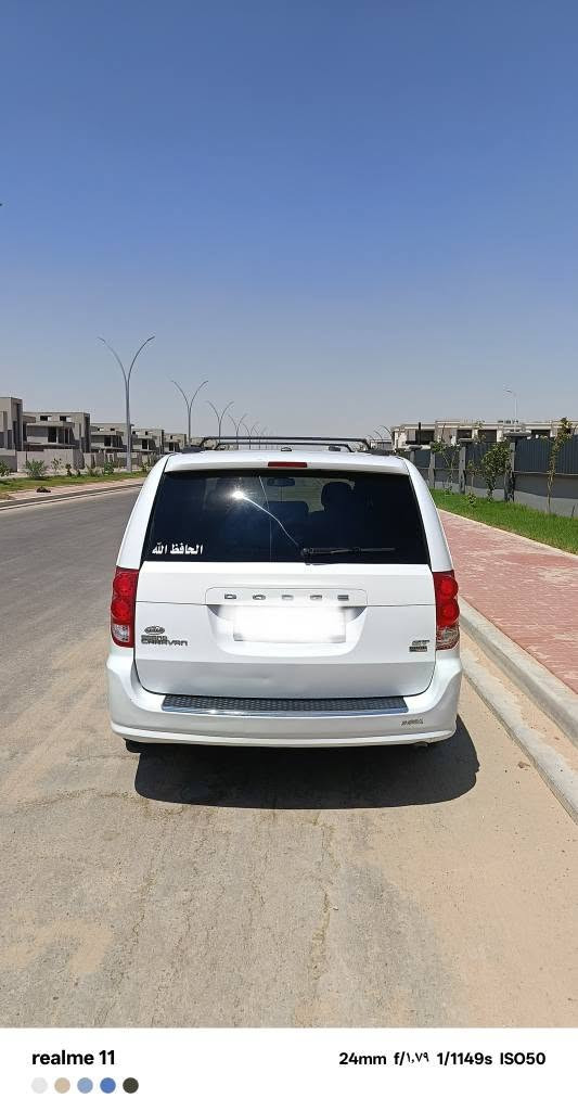 دوج كرفان 2019بأسمي وارد كندي مراوس بسياره صالون 
***********
البصره شط العرب الجزيرة البصرة, العراق
