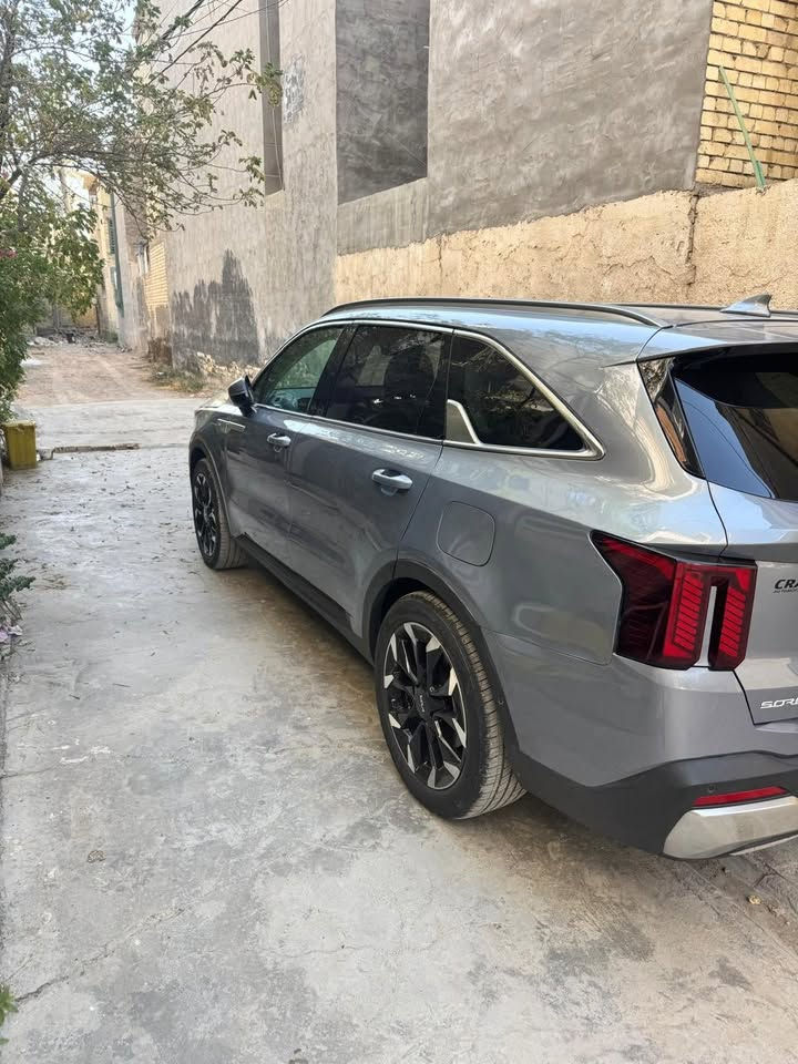 سلام عليكم
كيا سورنتو2025
حادثه موضح بالصور جاملغ امامي ومبدل مال كصه  اصلي نفس اللون الجاملغ الخلفي رش كلير  ونص البنيد كلير 
بدون دواخل الشاصي واللغد مكفولات ع أيدي صلحت
الفئهSX ابرستيج
محرك 2500 تيربو 
بصمه وتشغيل عن بعد 
بصمه أبواب وجنطه كهرباء
شاشه كبيره متصله 
رادار امامي
مانع تصادم
مانع انزلاق
تحديد مسار.
نقطة عمياء .
تصحيح مسار
كاميرا خلفيه
داخل جلد ابيض
كراسي كهرباء عداد 2
كراسي جلد
كراسي 7 راكب
كروز سرعة
قيادة ذاتية
تحكم ستيرن
شاحن وايرلس
هاند بريك كهربائي
حساسات خلفيه + اماميه
حساسات مانع تجاوز
ويل قياس ٢٠
اضويه امامي زنون LED
اضويه خلفيه LED
لدات امامية بالأشارة الصفرة 
بكلايت ليد
درايف مود انظمة قيادة
مدخل USB تايب سي AUX
محرك كير كهربائيات حدادية كلهن كفالة شرط
عنواني بغداد الحريه
السياره ماشيه14 الف ميل 
السعر ب248 وبيه مجال بسيط 
بدون بدون مراوس بس بيع 
***********
