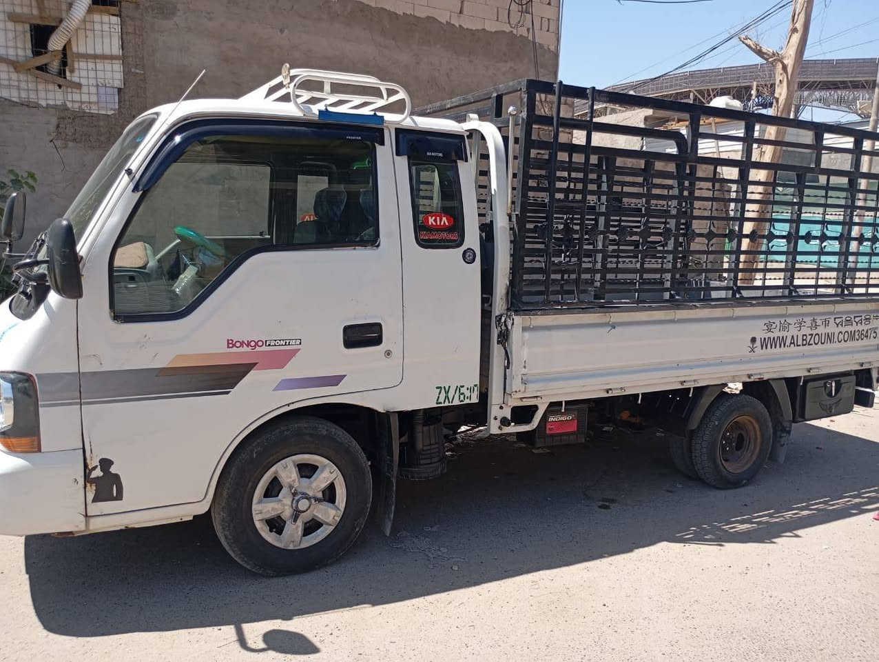 كيه فونتير ام عيون موديل 2001بسمي كبر مكينه خير من الله شاصي مكفول مصبوغة عام جماليه حداديه جديده السنوية 28 السعر 70 ***********
