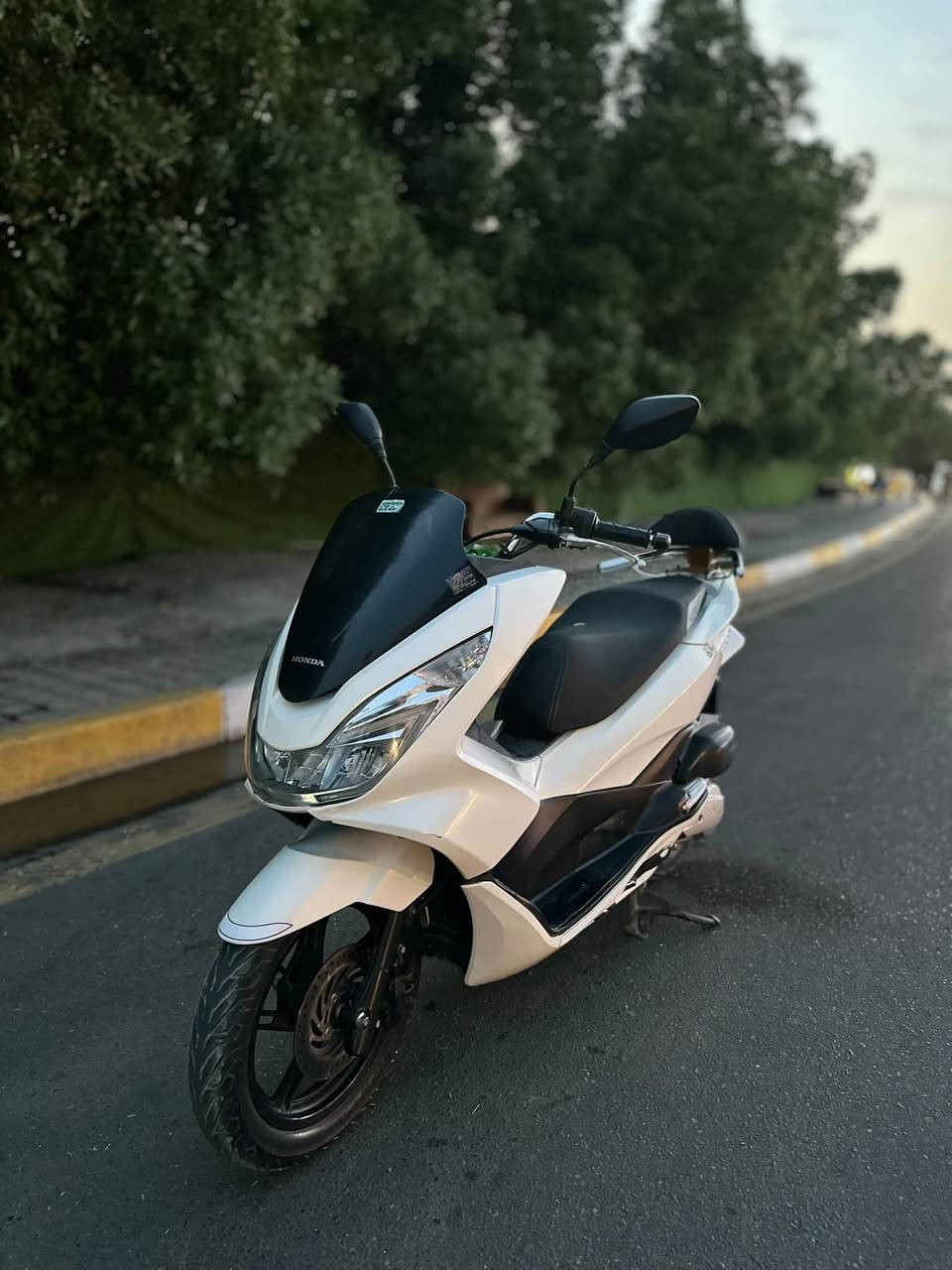 PCX • جيل ثاني • ياباني