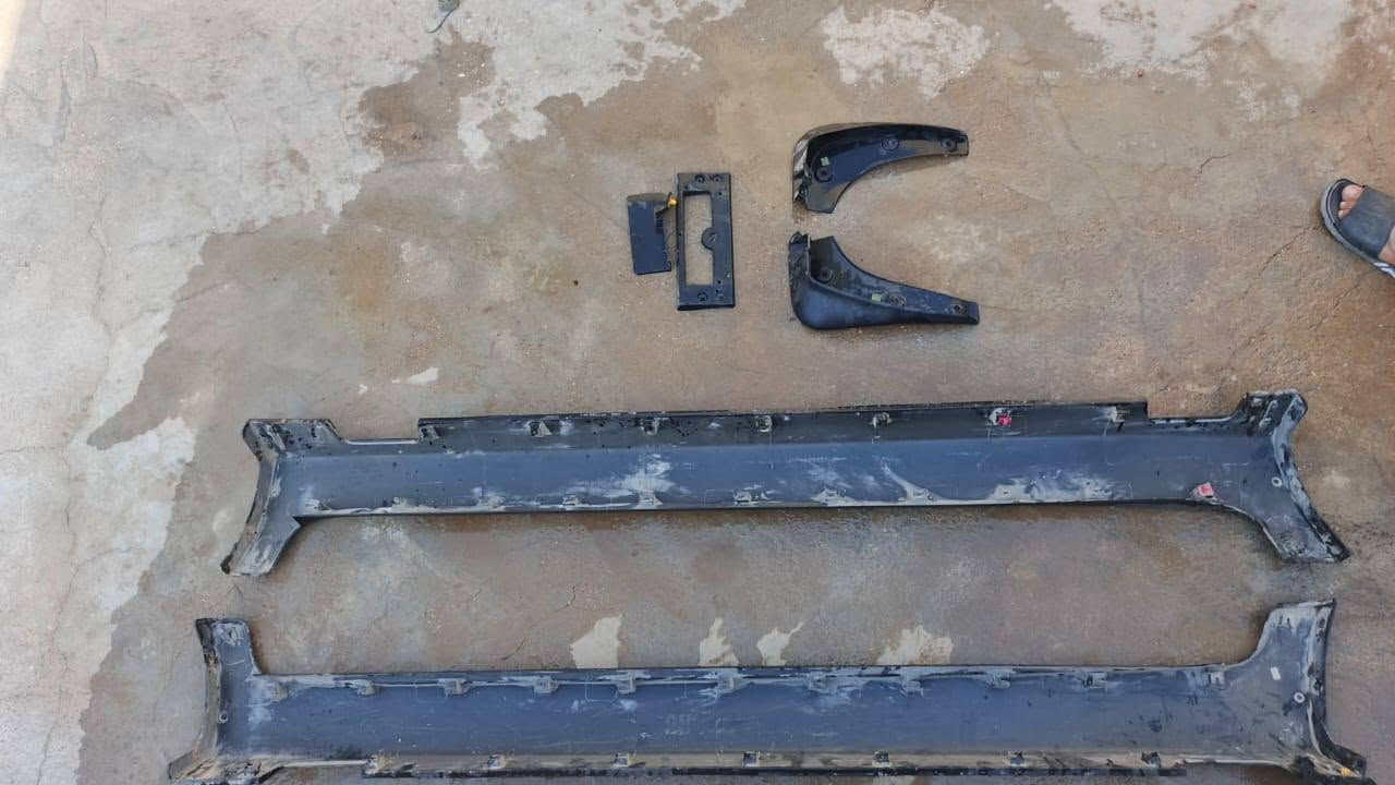 السلام عليكم من رخصت مدير الكروب اغراض سبورتج للبيع نظيفات السعر 300وبيها مجال العنوان واسط قضاء الحي ***********بيه واتساب
