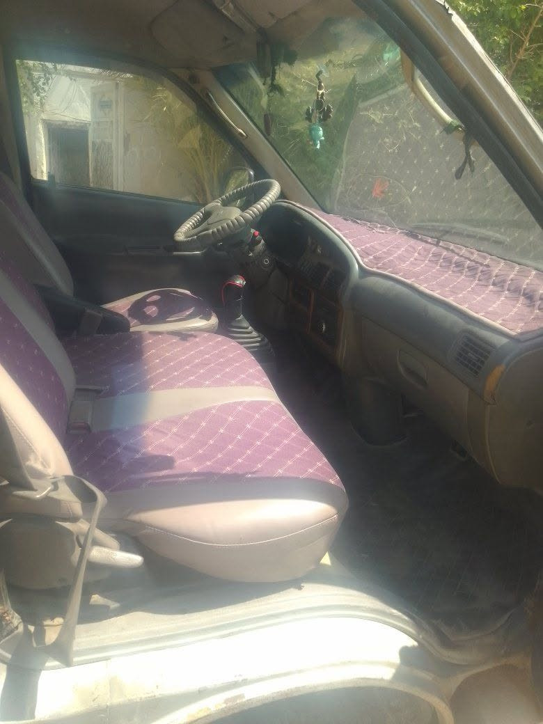 السلام عليكم بريجو موديل 200 رقم بصره انكليزي للبيع او امراوس كيه حمل كير محرك مكفولات محرك قبل شهر جفته تخم تاير استوني شادهن شواصي بس جهت السائق معمرالسياره خير من الله كبل للعمل العنوان نجف ناحيه القادسية مبايل ***********.     الثاني بي واتساب ***********
