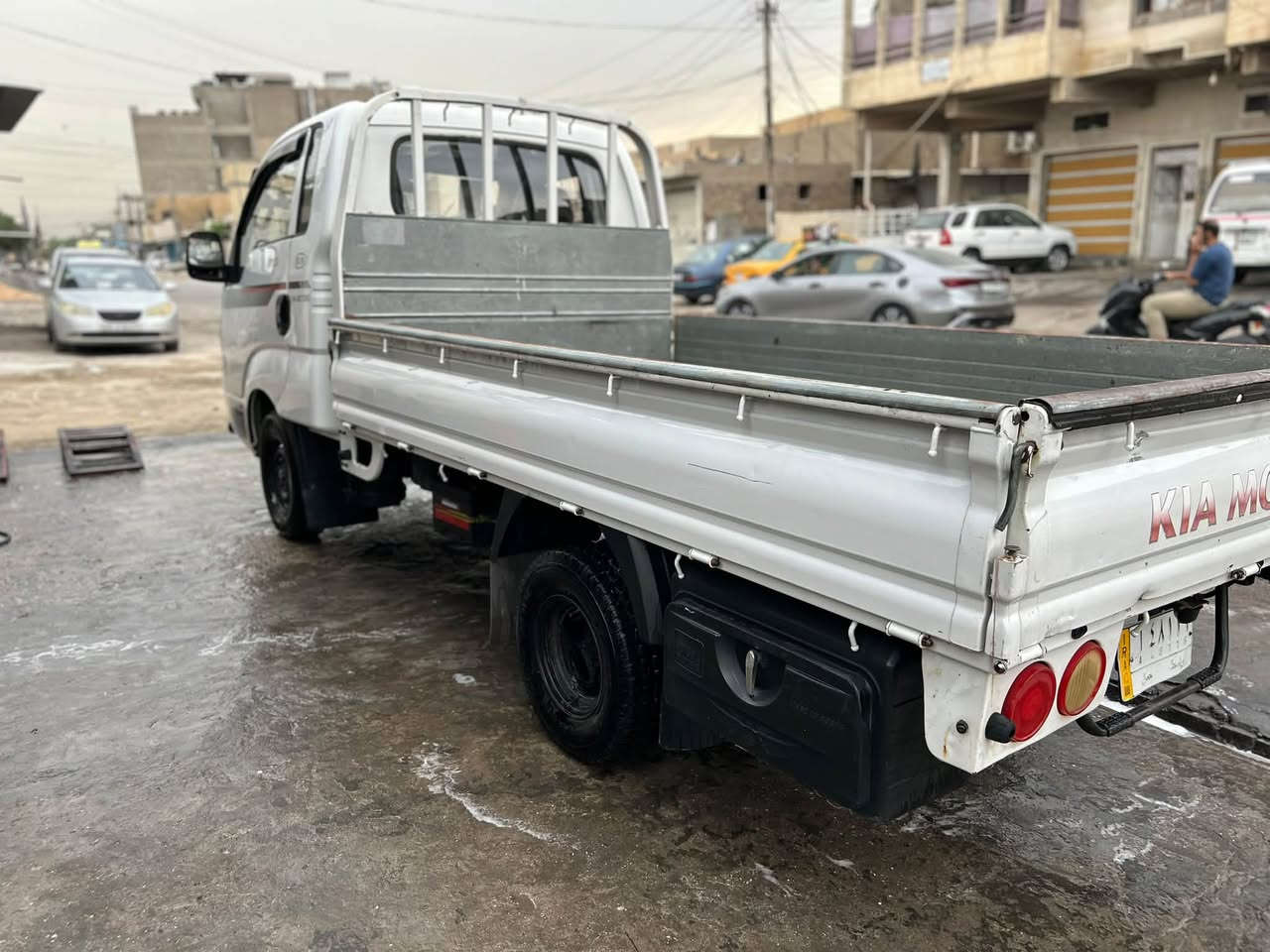 السلام عليكم كية حمل 2700 مفتوح السيارة خيرمن الله مبدل بيهة بنيدبلادي ولربع صفحة العبري السيارة من كير من شاصي من محرك كفالة السعر 110 وبيهة مجال عنواني بغداد الأمين الثانية هاتف ***********
