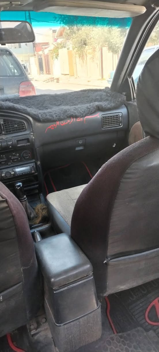سياره هوندا النترا موديل ٩٣ باسمي بيها كابون بنزين سنويه جديده وهزه جديده السياره بيها أثر نفخ
 للتواصل واتساب فقط ***********
