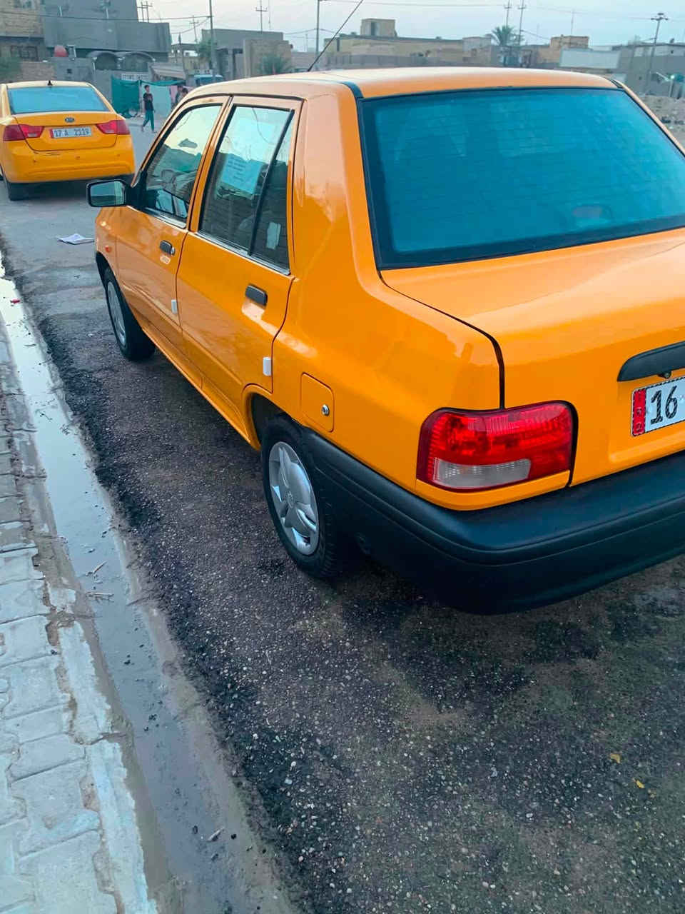 سايبه موديل 25 كفاله عامه ماشيه 25 مدوشمه عام ارضيه وتنته وجنطه مصفره هيئه وغرمات جاهزه  على اخر حبايه 
مامشتغله تكسي السعر 70 ///. ***********
