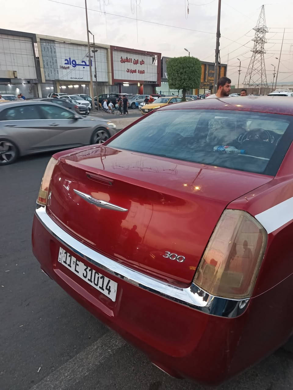 اوباما 2012
امريكي
المميزة   .         لون كرزي    
3600
اوباما.     C300
كيلو متر 320 الف 

المواصفات   فول لفول
ما عده بنوراما

عليها منضومة زرع عدسة لايت ليزري

* تشغيل عن بعد .  

نقاط عمياء

مري قلاب

كشنات كهرباء   وحار بارد وخزن ميموري وحار بارد 

ستيرن تدفئة  وكهربائي

شاشة.  اوپشنات كاملة

سيتم صوت الباين

مري تعتيم

تبديل منطومة تبريد جديدة كاملة 

⭕️ السيارة خير من يم الله ستخدام شخصي
السعر 135$ أو بيها مجال
بغداد البلديات
*********** فقط واتساب
