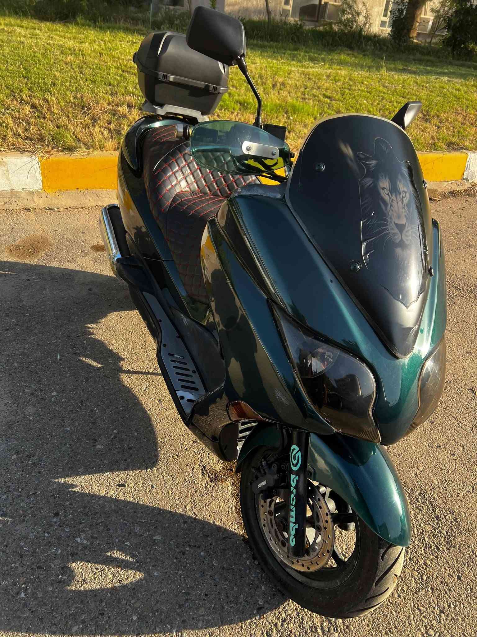 سلام عليكم فورزه 010 دراجه جديده ومتعوب عليها تايرات جدد مكينه مكفوله كهربائيات جدد دراجه مصبوغه جماليه لون زيتوني شذره كامله من كلشي للبيع سعر مليون و400 وبيها مجال بسيط مكاني بغداد الكماليه ***********
