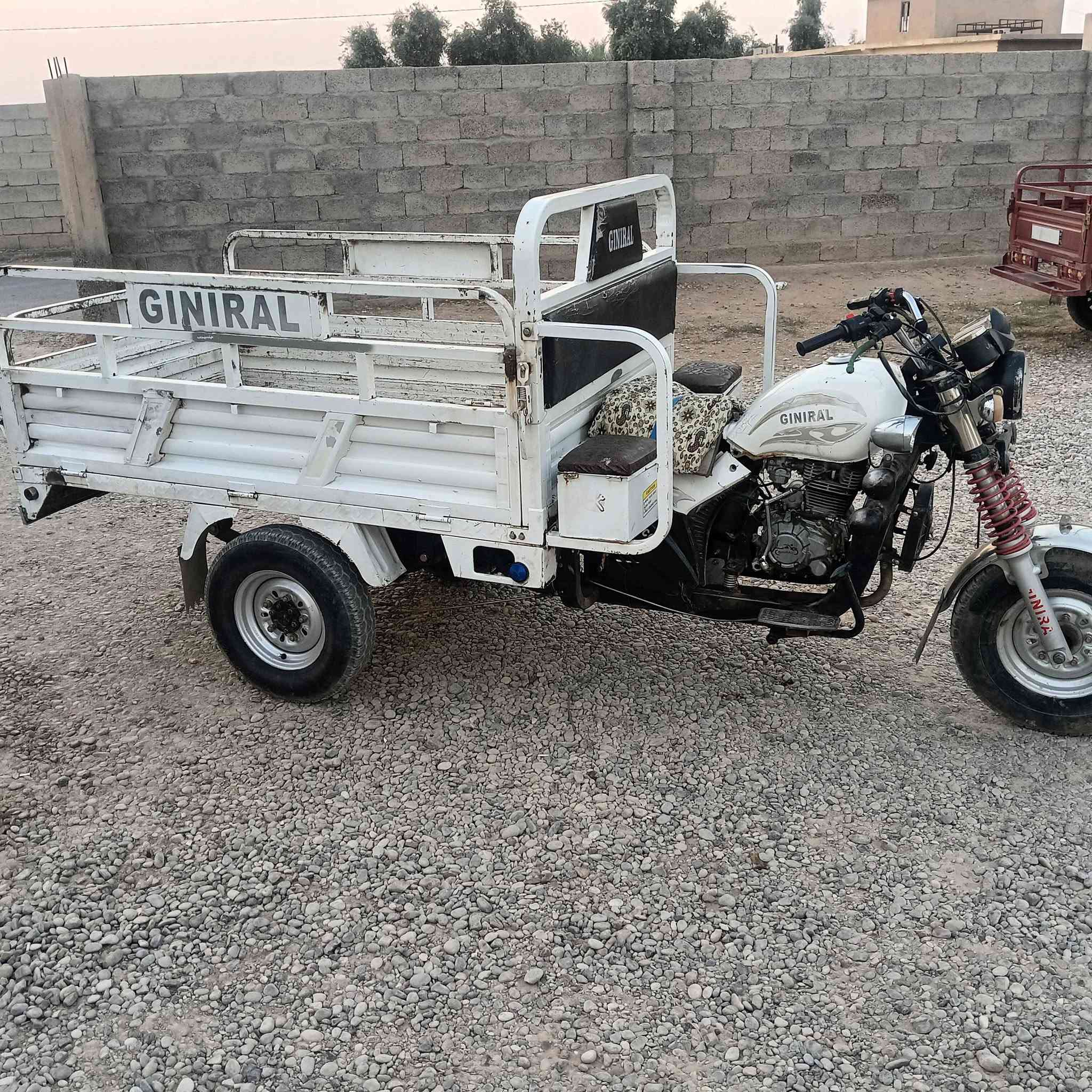 السلام عليكم
ستوته فحل للبيع جينيرال نظيفة موديل 22نكرة سلف مال شغل مكاني الزاب .السعر مليون وربع وبيها مجال ***********

