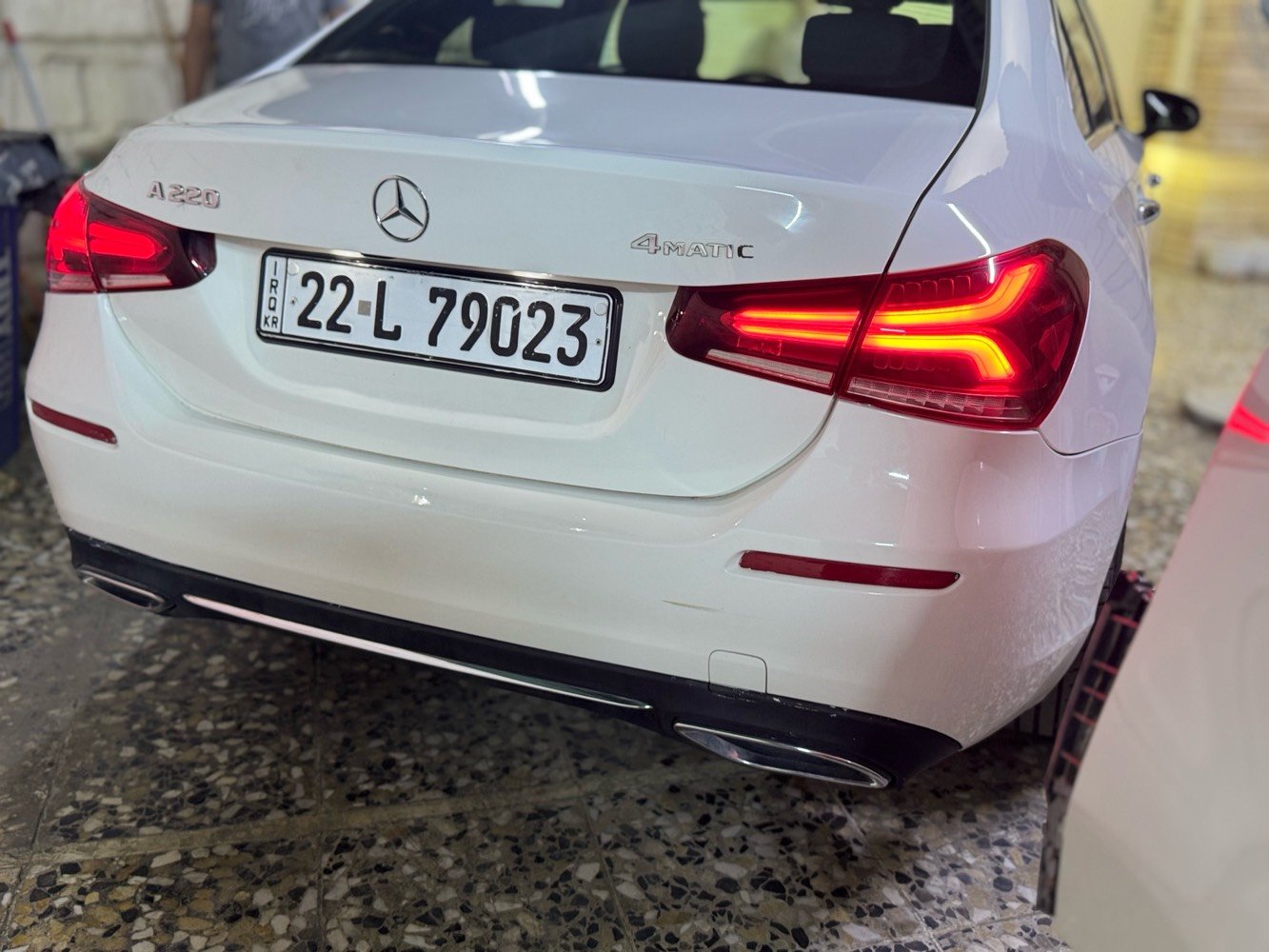 للبيع فقط 
ميرسيدس بنز كلاسك A220 
4mitc 
2021
امريكي جاملغ خلفي صبغ 
رقم اربيل 
فول مواصفات 
فتحه سقف بانوراما 
كشنات جلد و خزن ميموري 
ماوس داخلي 
اناره دواخل 
و السعر 220 

و الاتصال ***********